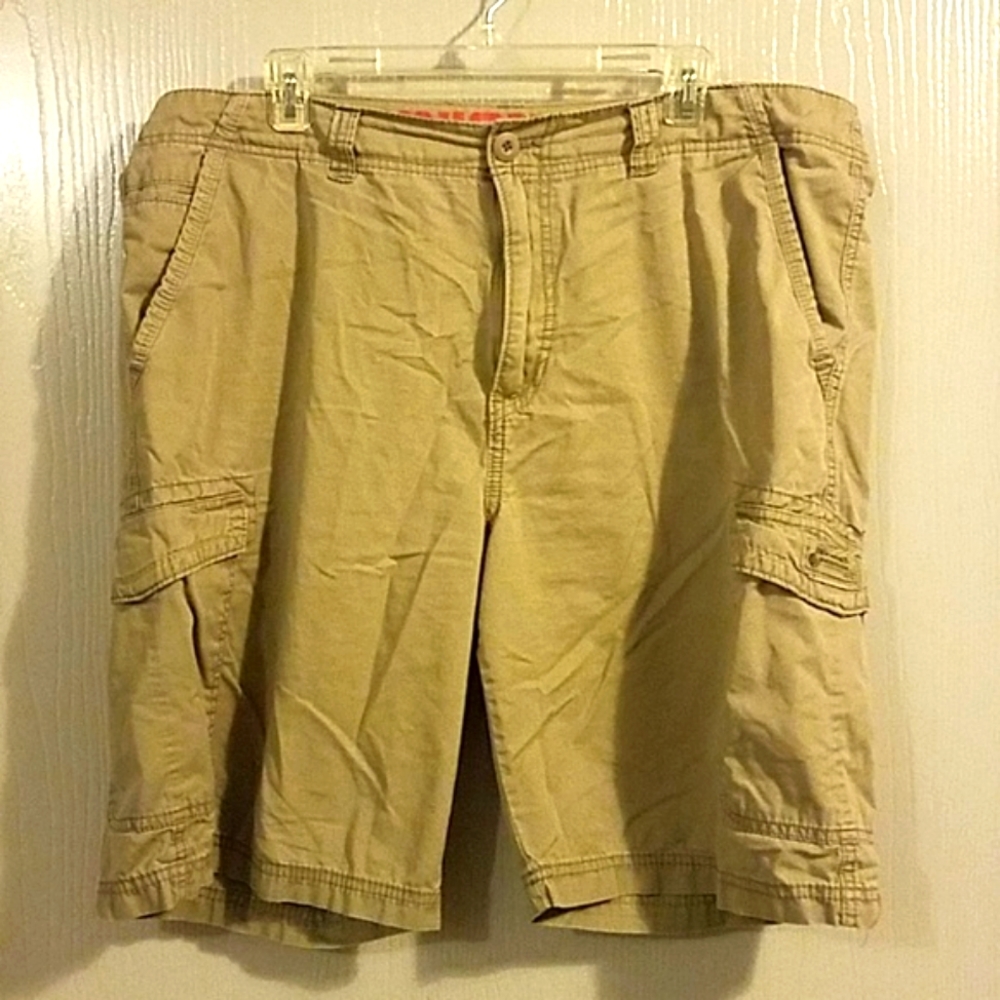 Unionbay brand men's shorts size 38